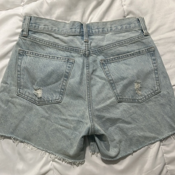 JUST BLACK DENIM Mom Jean Shorts - Picture 3 of 4